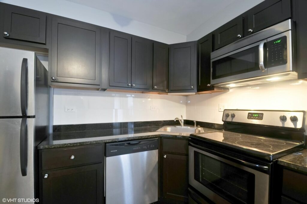04 4866NRockwell Unit3W 177 Kitchen HiRes 1